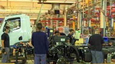 Un ex gerente de la Mercedes Benz de Argentina deberá responder por la desaparición de obreros durante la dictadura