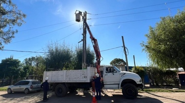 Edelap continúa realizando obras en las redes que alimentan a Parque Sicardi
