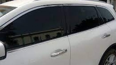 Verse las caras: en La Plata secuestrarán autos con vidrios polarizados