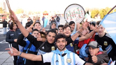 El Fan Fest de Plaza Moreno le pone sabor a la ciudad Mundial
