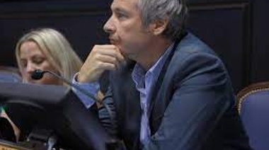 Un ex periodista del diario El Día es candidato a concejal de La Plata por Milei