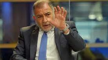 Tras la derrota, el "gracioso" Luis Juez destila veneno: "cagan en un pozo y siguen votando a estos tipos"