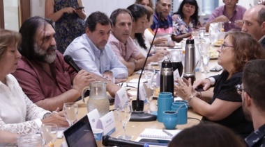 Los docentes aceptaron la propuesta de Kicillof y cobrarán $220 mil por jornada simple