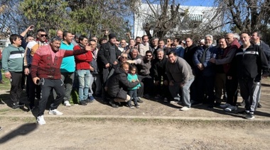 ¿Volvería La Plata a tener Banco Municipal?:Garro prometió a los taxistas créditos "con pocos intereses" para renovar unidades