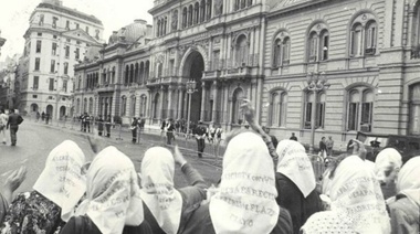 Las Madres no se rinden: "hay que resistir combatiendo hasta que despierten los que votaron a su verdugo"