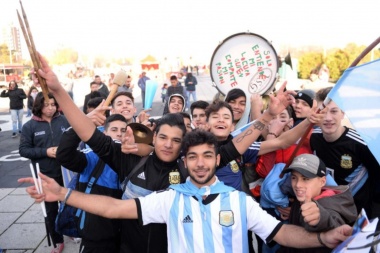 El Fan Fest de Plaza Moreno le pone sabor a la ciudad Mundial