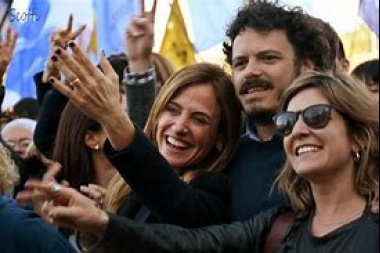 Bendecido por Tolosa Paz, el albertismo tiene precandidato a intendente de La Plata