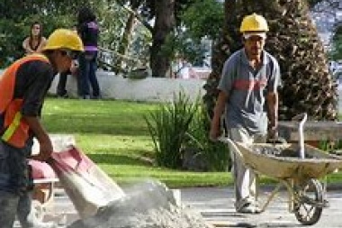 Pese a los empresarios buitres que suben los precios, hay más laburo: bajó otra vez el índice de desocupación