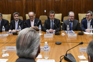 Massa llevó a los empresarios nucleados en la poderosa UIA su propuesta de gobierno de unidad nacional