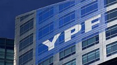 La mentira de pauta cero: revelan que los sobres vienen a través de publicidad de YPF