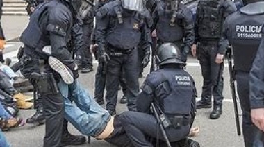 En las cárceles: denuncian violentos abusos contra detenidos en la manifestación contra la ley bases
