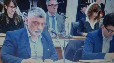 La Verguenza Avanza: un concejal libertario denunció a su compañera de banca por el robo de una cadena de oro