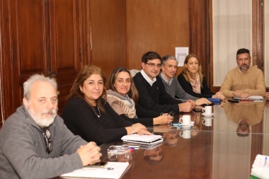 El Municipio de La Plata y EDELAP pusieron sobre la mesa un plan de acción para dar respuestas a los barrios