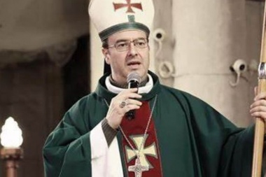 ¿La política mete la cola?: Bronca y angustia en la comunidad católica platense por el reemplazo de sacerdotes con muchos años al frente de sus parroquias