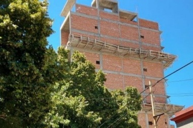 Presunta estafa con departamentos en La Plata: compraron en pozo, están en el horno