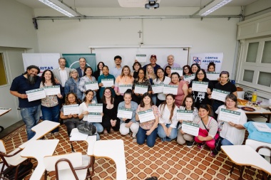 Edelap impulsa a emprendedores locales: nuevos egresados del Programa de Oficios