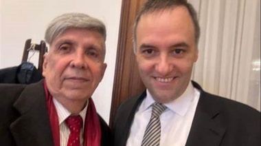 Topo con jopo: aseguran que entre los periodistas acreditados en la Rosada y el Congreso metieron a un buche de los  servicios de la dictadura