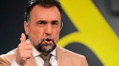 La enfermedad del odio: el periodista Roberto Navarro sufrió un cobarde ataque en la calle