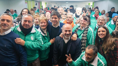 Viejo es el viento y todavía sopla: Axel y Secco lanzaron el programa Mayores Bonaerenses