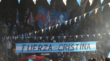 Mensaje ante una multitud: Cristina advirtió que el plan de Milei es borrar a la clase media