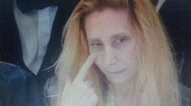 Una famosa vidente uruguaya dice que Milei "mira a su hermana Karina y queda como loco, grita"