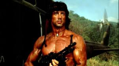 Un Rambo por barrio: el gobierno habilitó a civiles a comprar fusiles y ametralladoras