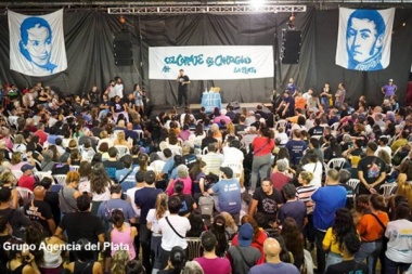 "Gobierno criminal, enemigo del pueblo": Grabois sacudió a la militancia durante su presencia en La Plata
