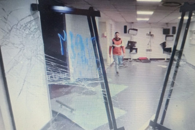"No odiamos lo suficiente a los periodistas": le hicieron caso a Milei y rompieron instalaciones del canal TN