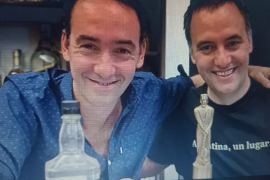 Adorni acomodó al hermano en un cargo del ministerio que conduce el ministro marido de Cristina Pérez