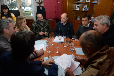 La campaña electoral que viene: las principales fuerzas políticas de La Plata acordaron no hacer mugre en la ciudad