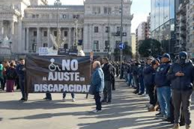Discapacidad: se celebró el rechazo al veto pero enseguida Milei avisó que se lo pasará por el tujes
