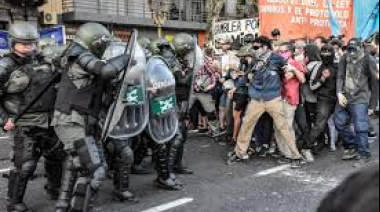 Bastonazos, bolsillazos, sobornos y traiciones: el demoledor editorial de Víctor Hugo Morales