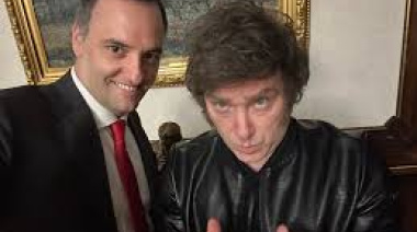 Milei bancó el curro de la mujer de Adorni con una teoría económica: "fue costo marginal"