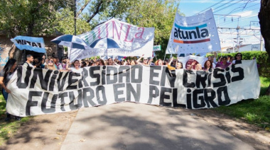 Zapatillas importadas de China, si; libros no: Milei no cede al reclamo presupuestario de las Universidades públicas
