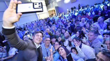 Cambia, todo cambia: Kicillof cautivó a los cordobeses con su mensaje de país federal y para todos y todas