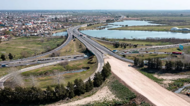 Alak y Arteaga por AUBASA firmaron un convenio para cuatro obras viales que quedarán en la historia de La Plata