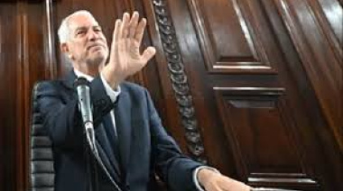 Hay plata en La Plata: aprobaron la rendición de cuentas de Alak con un superávit de $3.900 millones pero LLA y el PRO se levantaron de sus bancas durante la sesión