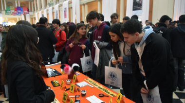 Galería de fotos: Miles de estudiantes vivieron la Expo UCALP 2026 en el Pasaje Dardo Rocha
