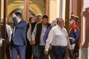 CGT, Cagones, Garcas, Traidores: duros cuestionamientos a los sindicalistas millonarios que no accionan ante la proscripción del peronismo